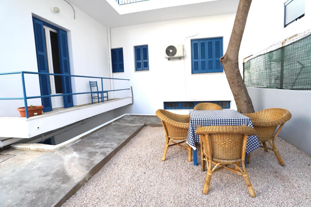 Traditional Town Garden Apartment Rhodes City Exterior foto